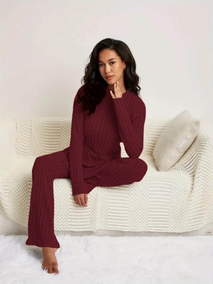 Kadın Uzun Kollu Yuvarlak Yaka Yandan Yırtmaç Detaylı Şardonlu Kaşkorse Bluz ve Pantolon Ikili Takım