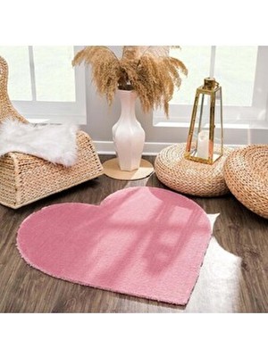 Seria Halı Kalp Post Peluş Halı Sevgiliye Özel Pembe Kalp Halı