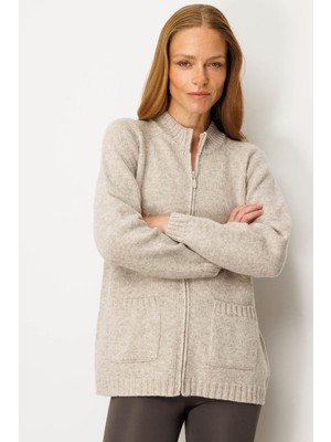 Kadın Dik Yaka Cepli Basic Yün Hırka V.bej