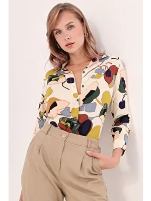 Kadın Krem Desenli Uzun Kol Gömlek ARM-22K001123