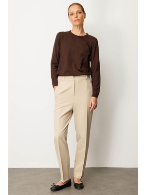 Kadın Çift Köprülü Fileto Cepli Kumaş Pantolon Bej