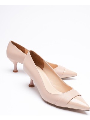 Mubiano Kadın Deri Topuklu Ayakkabı 5.5 cm Sivri Burunlu Rugan Burun Detaylı Siyah Mariel