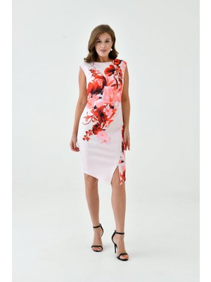 Kadın Asimetrik Etek Yırtmaçlı Çiçekli Büyük Beden Curve Şık Kolsuz Elbise