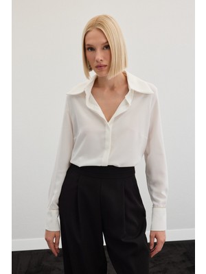 Aksesuarlı Klasik Gömlek - Ekru