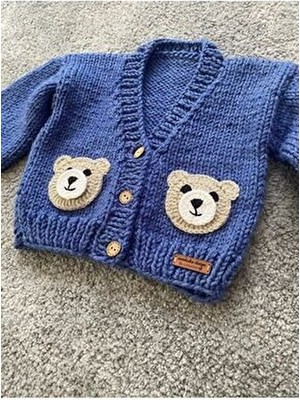 El Örgüsü Sevimli Ayıcık Detaylı Erkek Çocuk Hırka