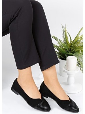 Siyah Kadın Babet Düz Topuklu Süet Malzemeden Yapılmış Bağcıksız Günlük Ayakkabı