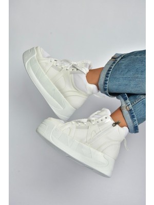 V973019109 Beyaz Kalın Tabanlı Kadın Spor Ayakkabı Sneakers