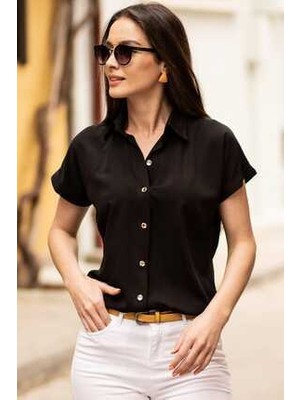 Kadın Siyah Kısa Kol Gömlek ARM-19Y001065