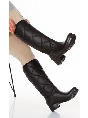 Siyah Baklava Desenli Esnek Baldır Seçmez Su Geçirmez Rahat Giyilen Yağmur Çizmesi