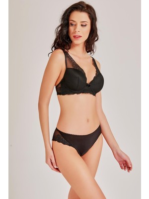 Magic Form Kadın Siyah Dantelli Çıkarılabilir Süngerli Sütyen C3T9N1O2