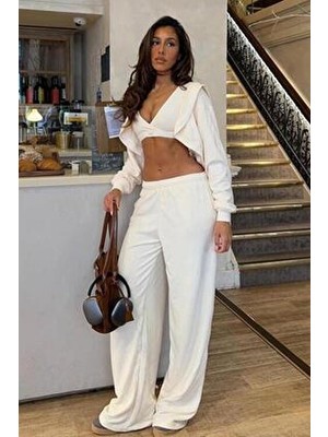 Madmext Beyaz Bol Paça Kadın Eşofman Altı Pamuk - Polyester Malzemeden Üretilmiş Uzun Beden