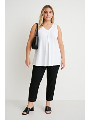 Stil Diva Büyük Beden Kolsuz V Yaka Basic Bluz %95 Viskon Eteği Bollaşan 191310