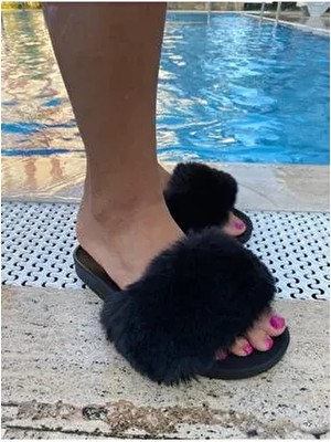 Adasushoes Siyah Peluş Terlik Kadın Kullanımı İçin Konforlu ve Şık Tasarım