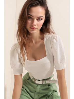 Hiccup Kadınlar BDART Slim Fit Kare Yaka Bluz Beyaz