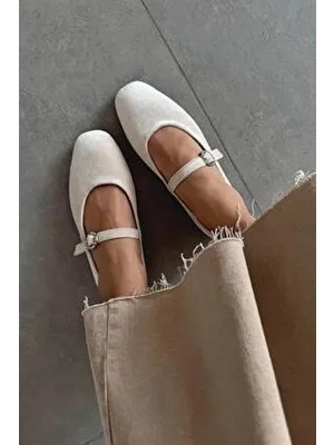 Straswans Berny Kadın Kadife Babet Bej Renkli Suni Deri Tabanlı Düz Topuklu Şık Ayakkabı