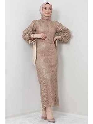 Giza Giyim Gold Renkli İnci Tesettür Abiye Uzun Kol Dik Yaka Düz Desenli Polyester Malzeme