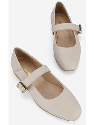 Tunaelli Kadın Bej Hakiki Deri Bantlı Babet TPU Taban ile Günlük Kullanım İçin Rahat Ayakkabı