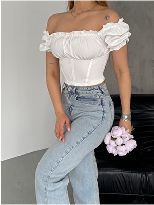 Qutta Kadın Beyaz Balon Kol Büzgülü Crop Bluz Dalgıç Kumaş Straplez Yaka Polyester Karışımlı