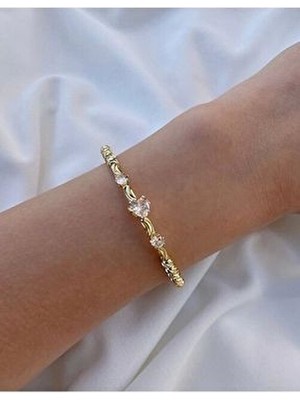 Kadın Gold Renk Taşlı Dorika Kalp Bileklik