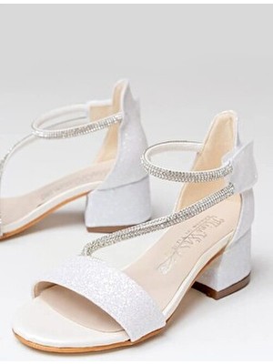 Papuccum Ortopedi Gümüş Renkli Kız Çocuk Abiye Ayakkabı Cırtlı Bağlama PVC Taban Malzeme ile Şık Tasarım