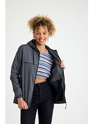 Kadın Içi Astarlı Suya Dayanıklı Kapüşonlu Yağmurluk