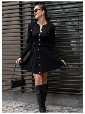 Belirtilmemiş Siyah Gold Düğmeli Triko Hırka Etek Takım Kadın Regular Fit Uzun Kol Modası