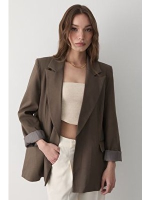 Jaste Kadın Çizgili İçi Astarlı Kol Detaylı Blazer Ceket