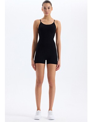 Come Up COMEUP Siyah Renkli İp Askılı Sırtı Çapraz Detaylı Şort Tulum Poliamid Kumaş ile Slim Kesim