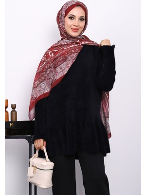 Siyah Volanlı Angora Yumoş Triko Tunik
