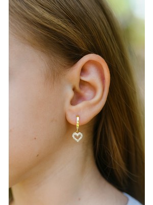 Sacce Scarves & Accessories Kalp Charm Çocuk Küpesi – Hipoalerjenik ve Zarif Tasarım