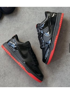 N I K E Dunk Siyah Kırmızı Ayakkabı