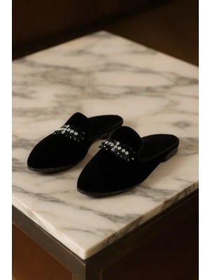 Behtah Kundura Kadın Kışlık Terlik Şık Tasarım ve Konfor Sunan Siyah Misafir Terliği Düz Topuklu