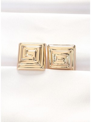 Pirinç Gold Renk Kare Form Küpe
