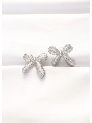 Pirinç Gümüş Renk Fiyonk Küpe