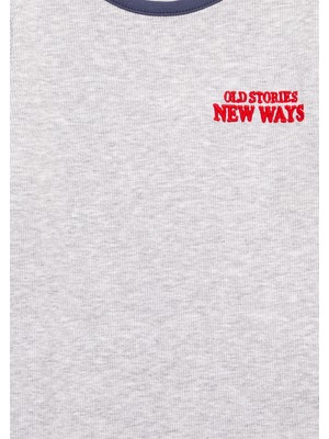 Mavi Nakış Detaylı Gri Tişört 7610267-88467