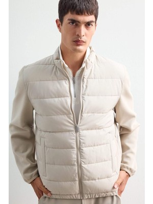 DeFacto Su İtici Rüzgar Geçirmez Slim Fit Dar Kesim Astarlı Fermuarlı Cepli Mont D7532AX25AU