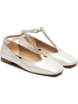 Kadın Taş Tokalı Parlak Babet Ayakkabı 2205