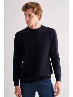 Koyu Lacivert Bisiklet Yaka Uzun Kol Cepsiz Comfort Fit Classic Yünlü Triko Kazak 1012255207