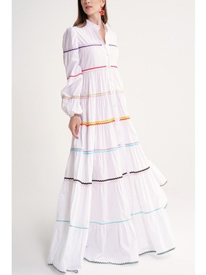 Beyaz Renkli Aksesuar Detaylı Bol Kesim Elbise 94655