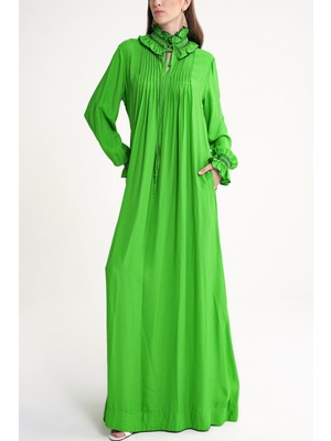 Yeşil Gipe Nakış Detaylı Bol Kesim Uzun Elbise 94552