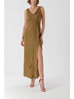 Tarçın Kolsuz V Yaka Yırtmaçalı Elbise 94217