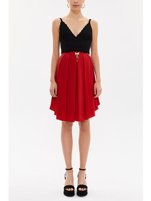 Kırmızı Pileli  Ipek Etek 80401