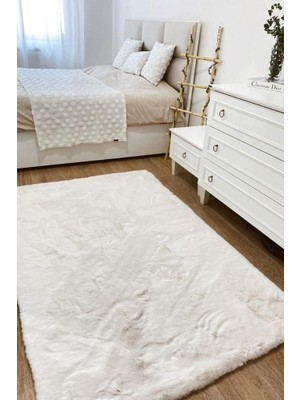 Akbel Halı Polo 8701 Krem Yıkanabilir Peluş Halı | Kaymaz Tabanlı Halı
