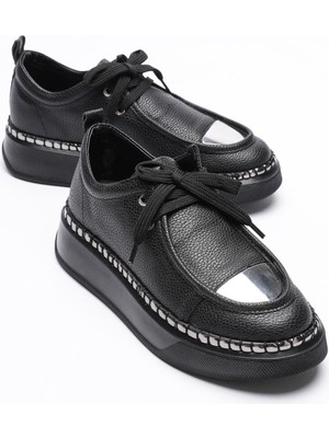 Kadın Deri Sneaker Spor Ayakkabı Platin Detaylı Bağcıklı Siyah Vina