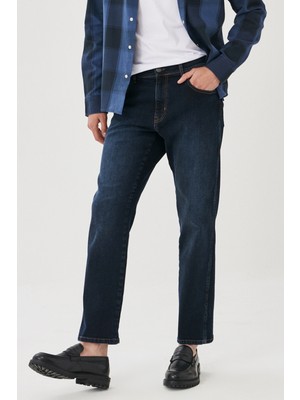 Wrangler Erkek Texas Straight Fit Normal Bel Denim Esnek Jean Kot Pantolon