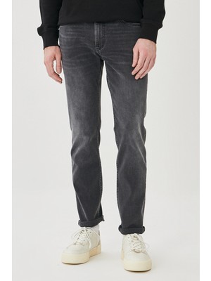 Lee Rider Slim Fit Dar Kesim Normal Bel Esnek Jean Kot Pantolon