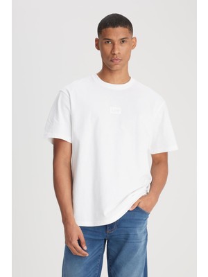 Loose Fit Rahat Kesim Bisiklet Yaka %100 Pamuk Kırık Beyaz Tişört