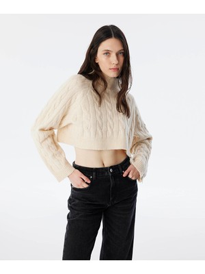 Saç Örgülü Crop Kazak TW6240050344018