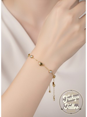 Altın Rengi Kalpli ve Taşlı Zarif Çelik Bileklik