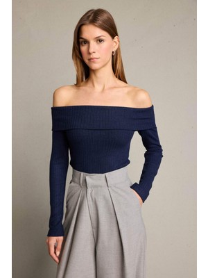 DeFacto Kayık Yaka Uzun Kollu Tişört G5054AX25WN